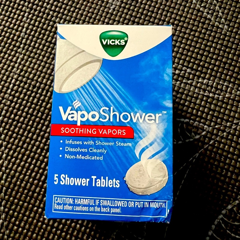 Vicks VapoShower Soothing Vapors Infuses with shower steam 5 tabs)